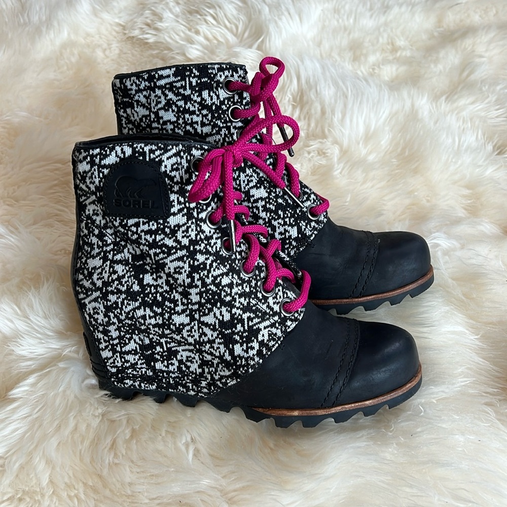 Sorel Women’s PDX Wedge Bootie in Black Sz 8